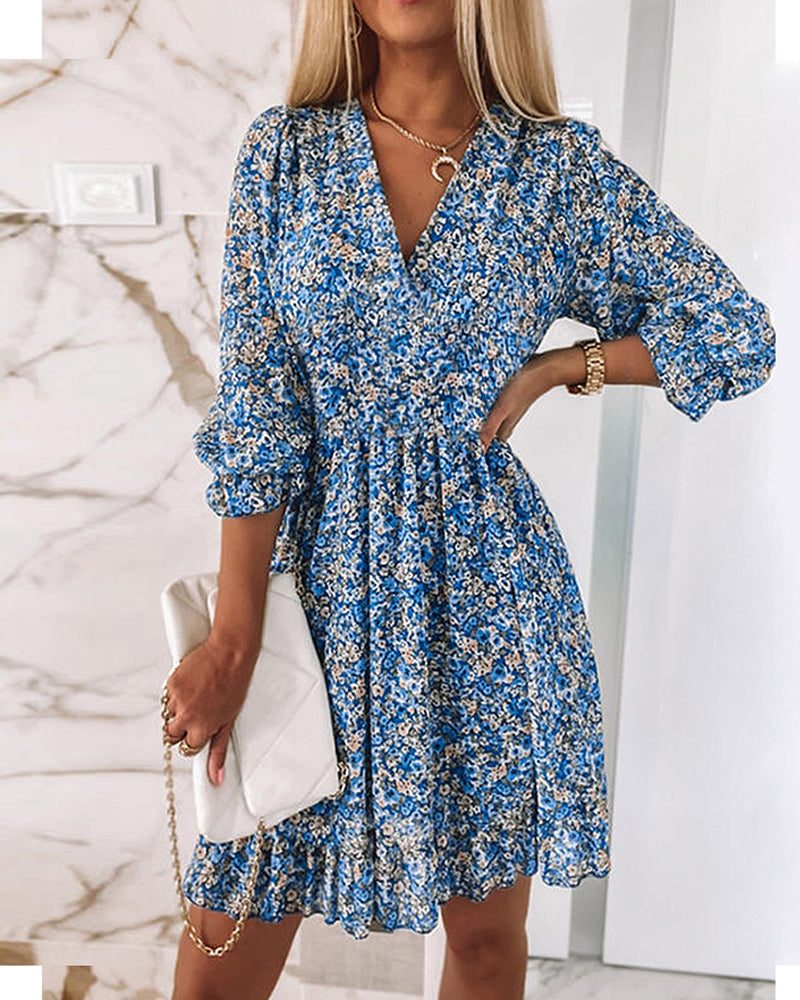 Trena - Romantisches gesmoktes Minikleid mit Blumendruck | Feminines Sommerkleid mit V-Ausschnitt und Puffärmeln