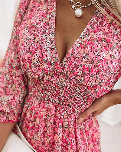 Trena - Romantisches gesmoktes Minikleid mit Blumendruck | Feminines Sommerkleid mit V-Ausschnitt und Puffärmeln