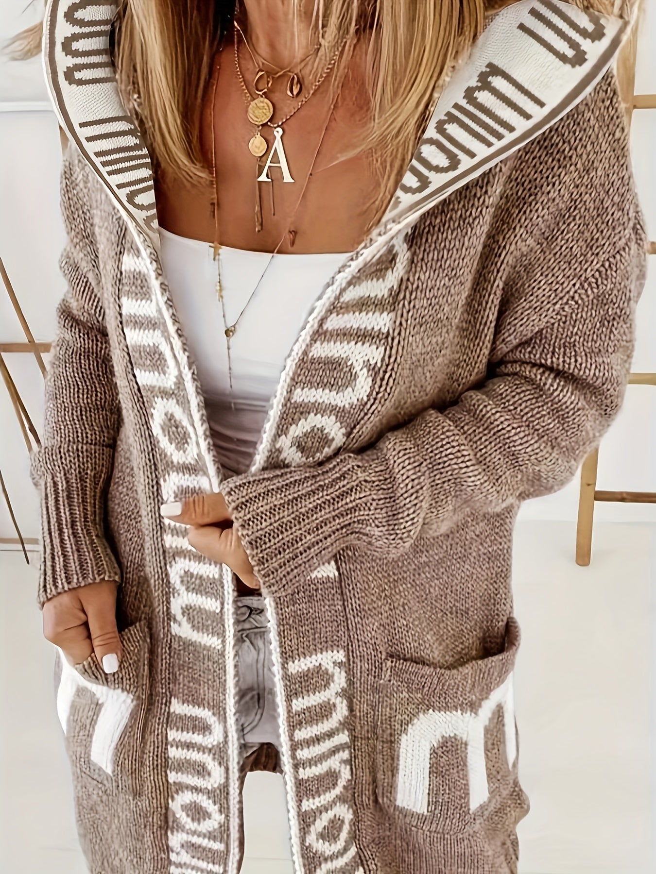 Stilvolle Kapuzen Strickjacke Mit Print Für Damen | Perfekt für Alltag