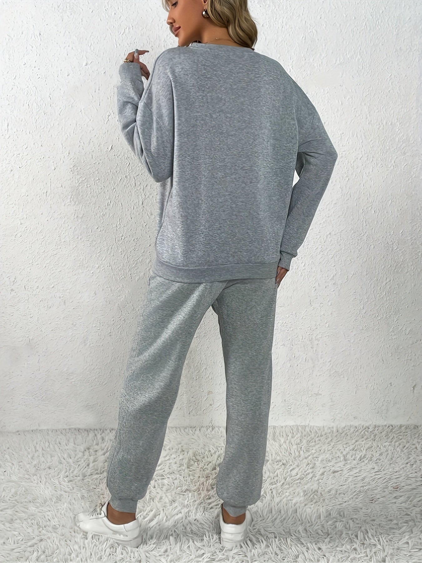 Bequemer Pullover Mit Rundhals Und Herzmuster & Jogginghose Für Damen | Ideal für Herbst/Winter