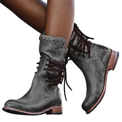 Damen Lederstiefeletten – Vintage Schnürstiefel mit Nieten und Flachem Absatz aus Echtleder