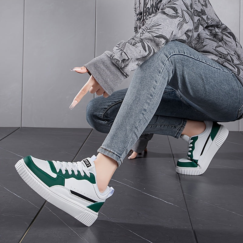 Schicke Kunstleder-Colorblock Skate Sneakers für Damen | Perfekt für Casual Days