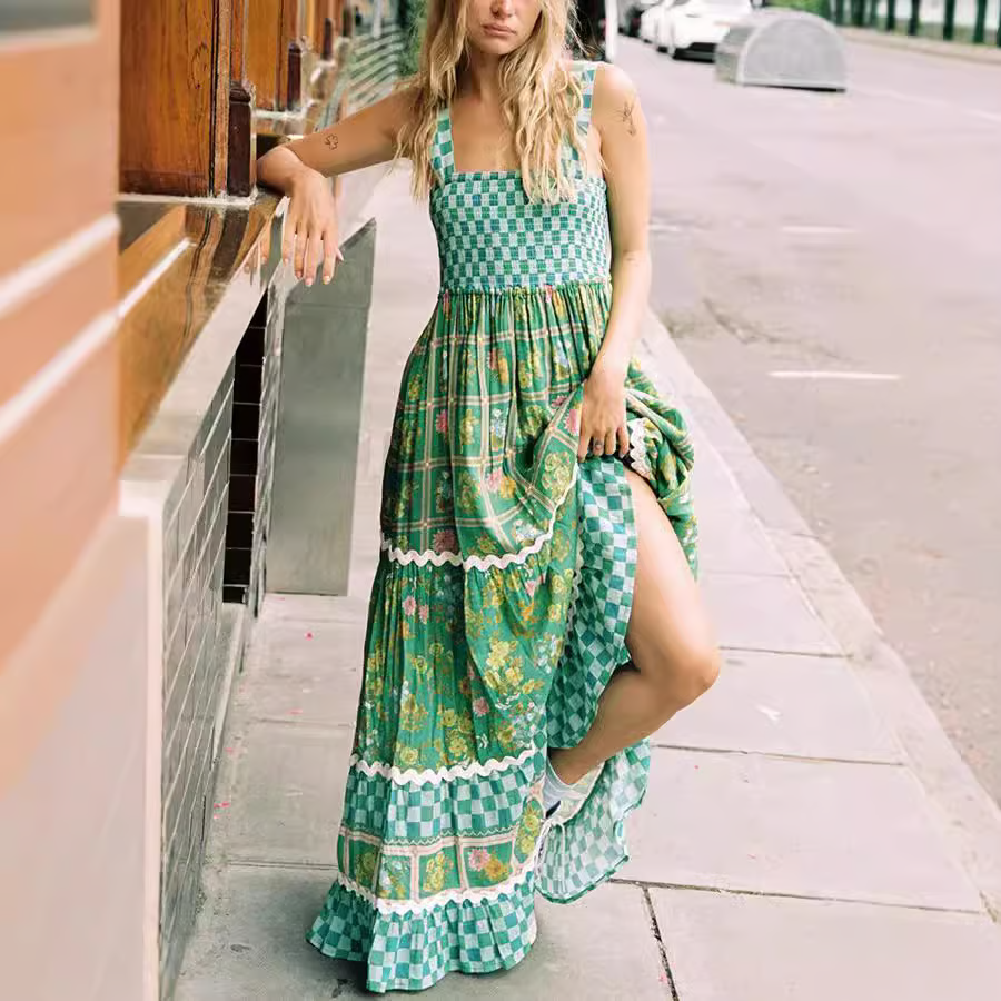 Klyne Kleid – Frei. Feminin. Faszinierend.