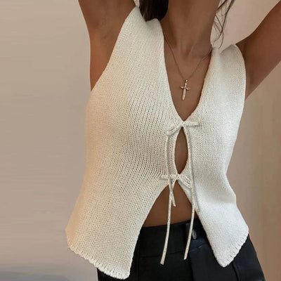Strickweste mit Schnürung | Ärmellos | Moderner Minimalismus