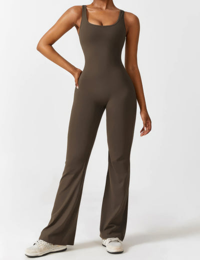 Ausgestellter Jumpsuit mit V-Rücken für Damen