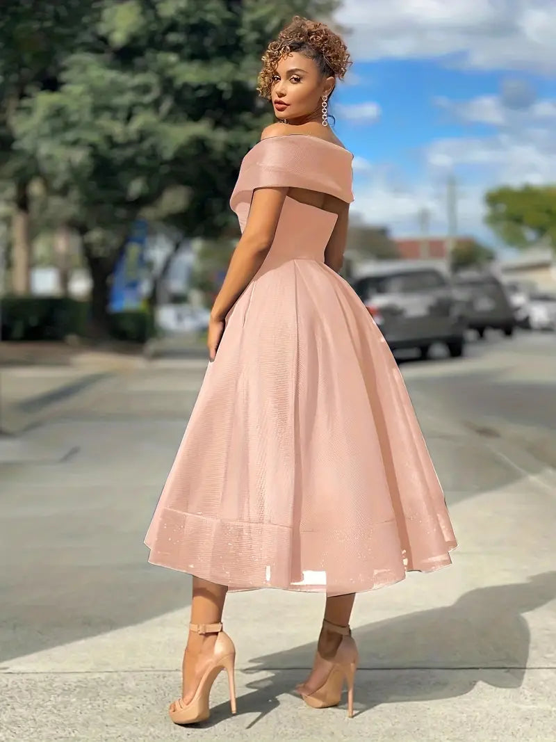 Stilvolles Trägerloses Abendkleid für festliche Anlässe im Herbst/Winter