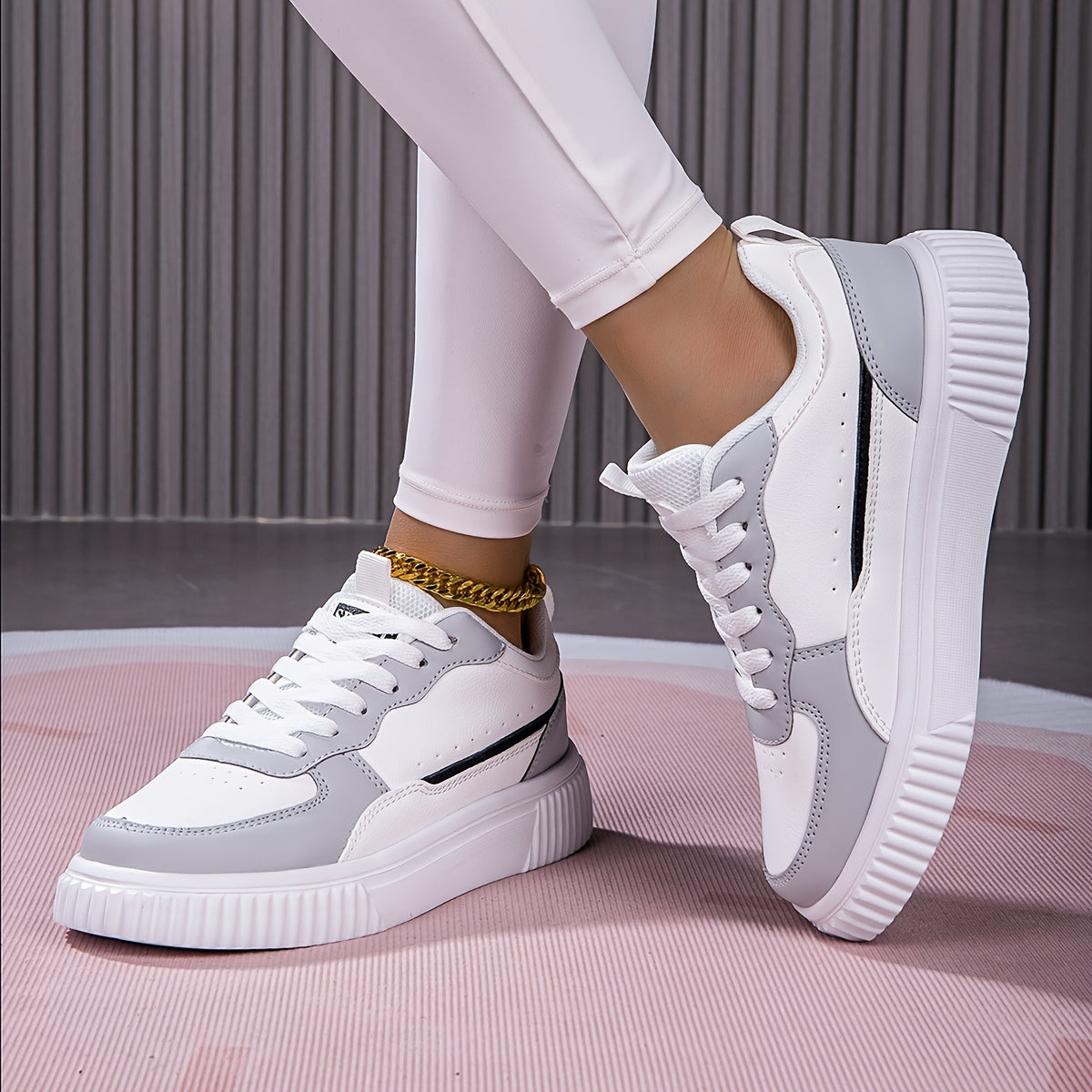 Schicke Kunstleder-Colorblock Skate Sneakers für Damen | Perfekt für Casual Days