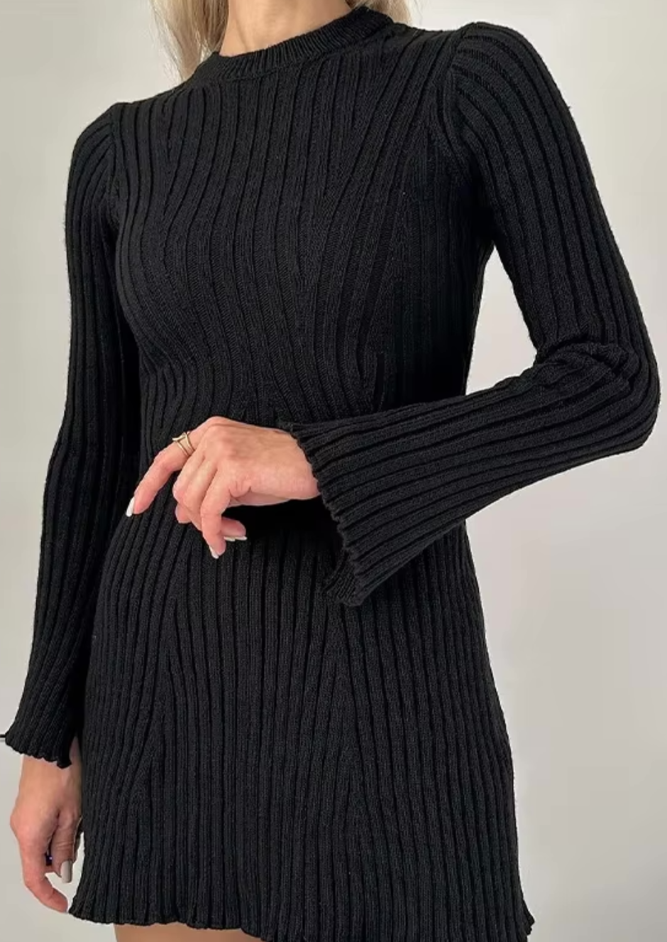 Damen Strickkleid – Rippstrick – Langarm – Bequemer Sitz
