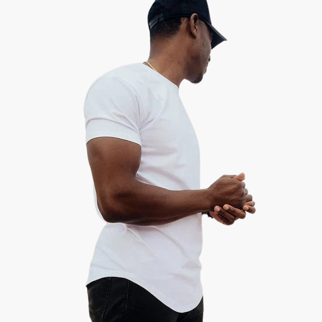 Stefan | Formgebendes Dynamik-Shirt