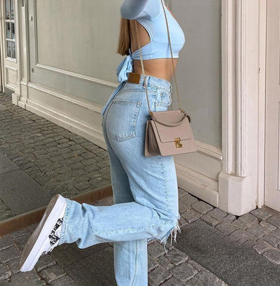 Vanyel - Trendig. Lässig. Sommerleicht. – Die Elvaria Jeans mit hohem Bund