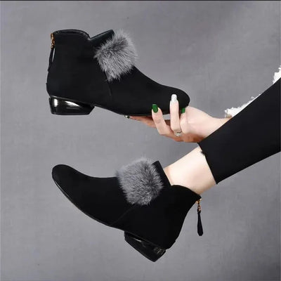 Damen Ankle Boots – Elegante Stiefeletten mit Kunstfellbesatz und Flachem Absatz