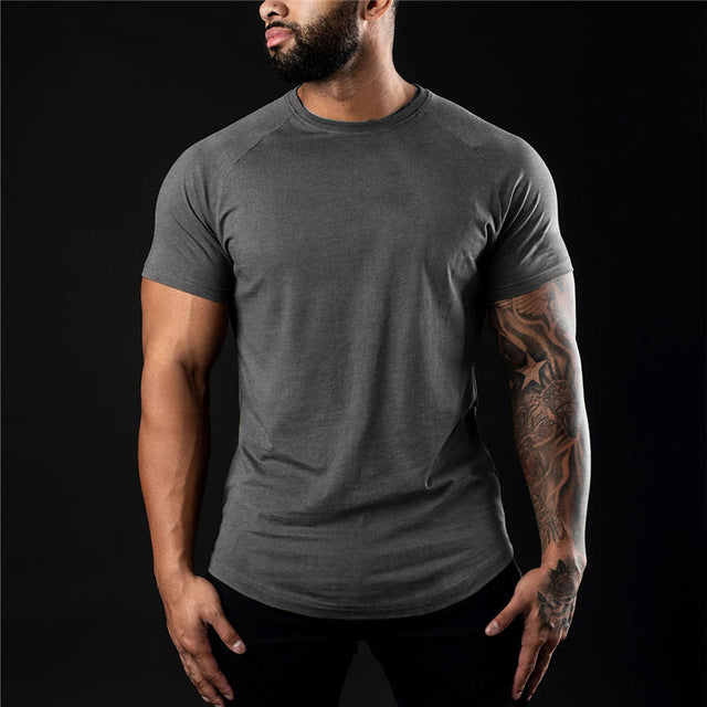 Skyler - MINIMALISTISCH, BEQUEM & VIELSEITIG – IHR NEUES T-SHIRT!