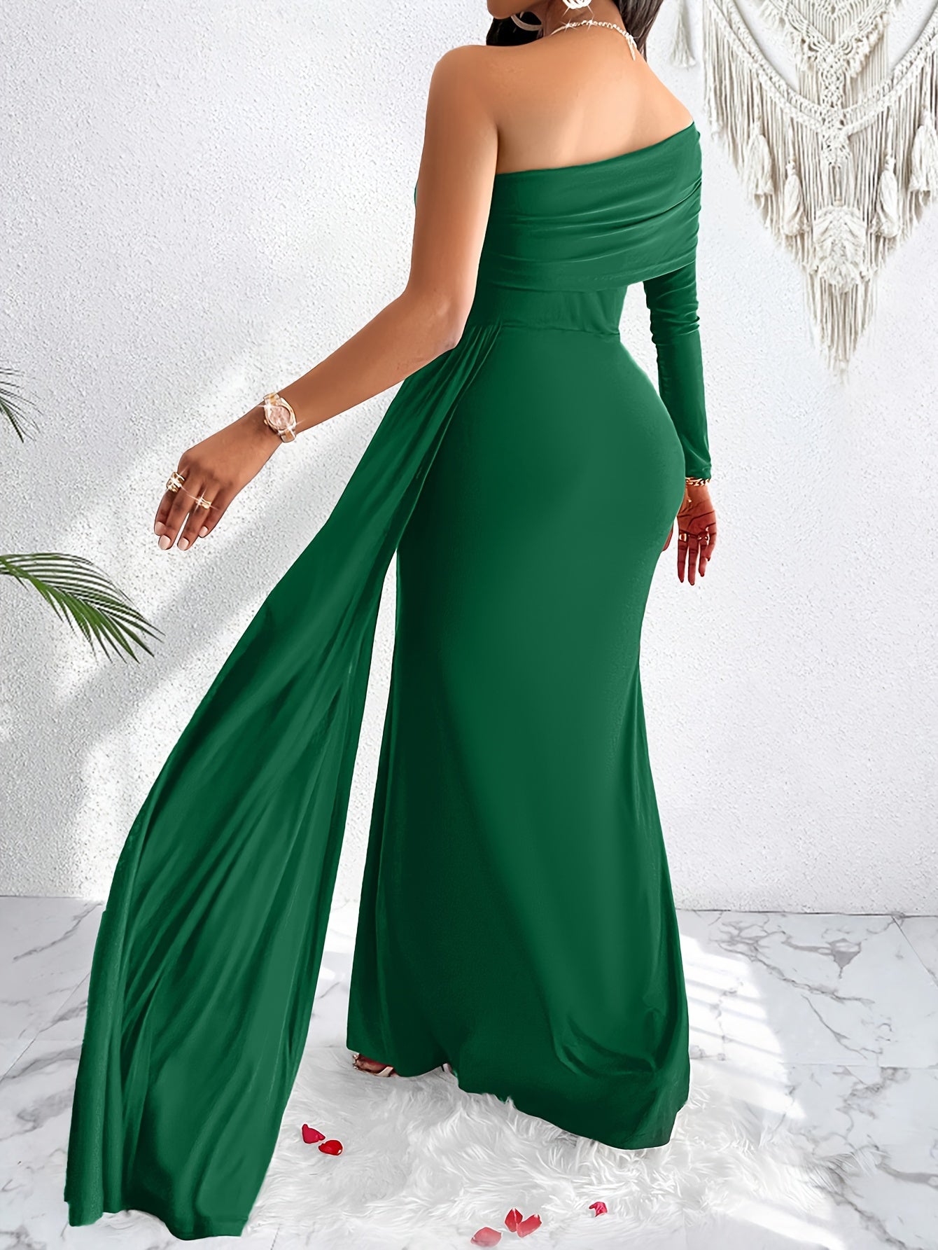 Elegantes Ein-Schulter Fließendes Rüschiertes Maxiformelles Kleid Für Damen | Für formelle Anlässe