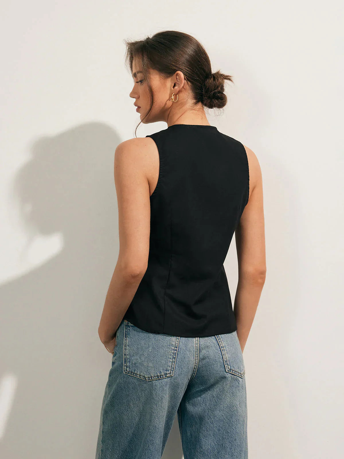 Ärmellose Knopfbluse | Klassisch & Elegant | Figurschmeichelnder Schnitt