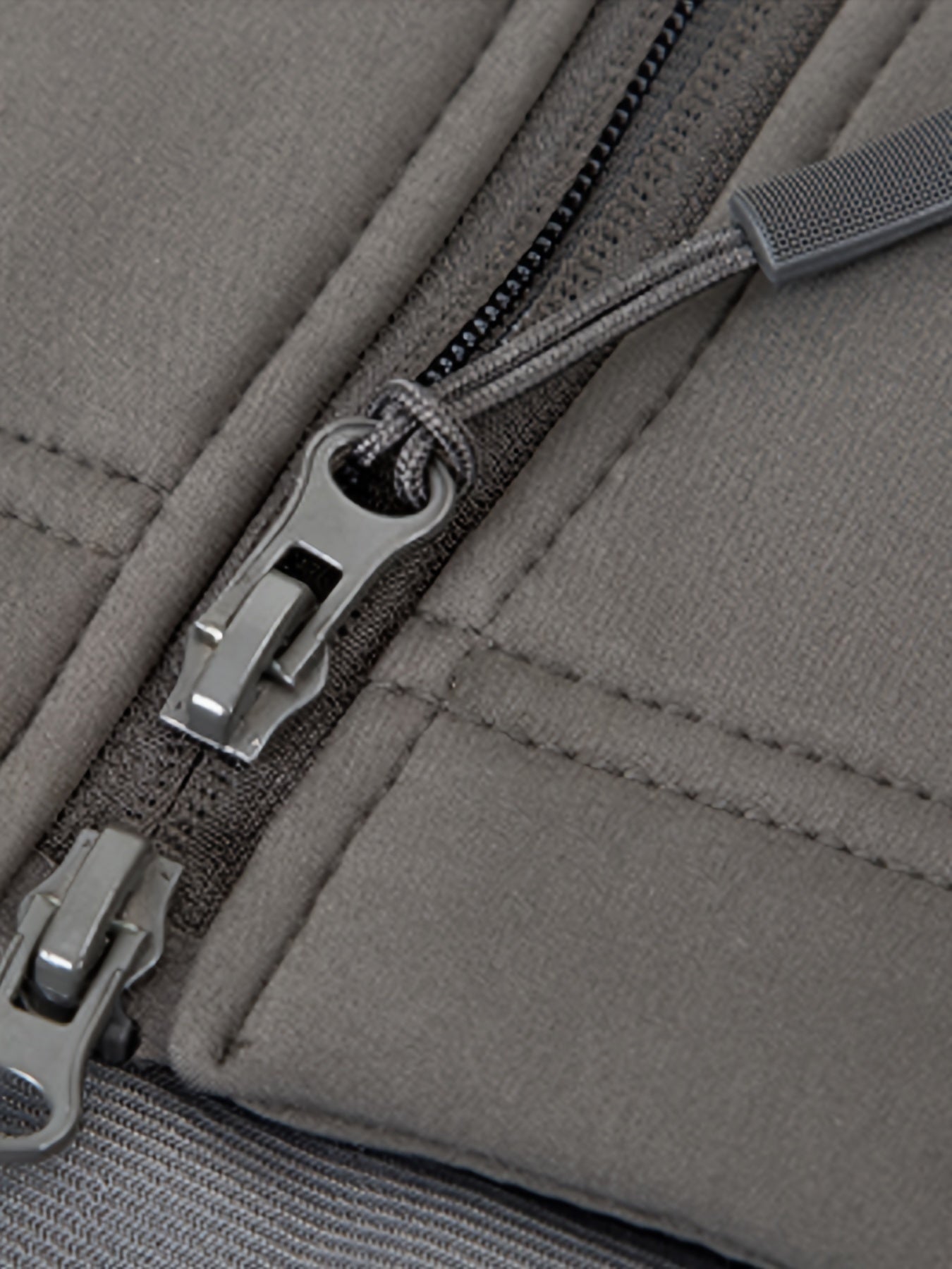 Taktische Fleece-Softshell-Kapuzenjacke Mit Reißverschlusstaschen Für Herren | Perfekt für Outdoor-Aktivitäten