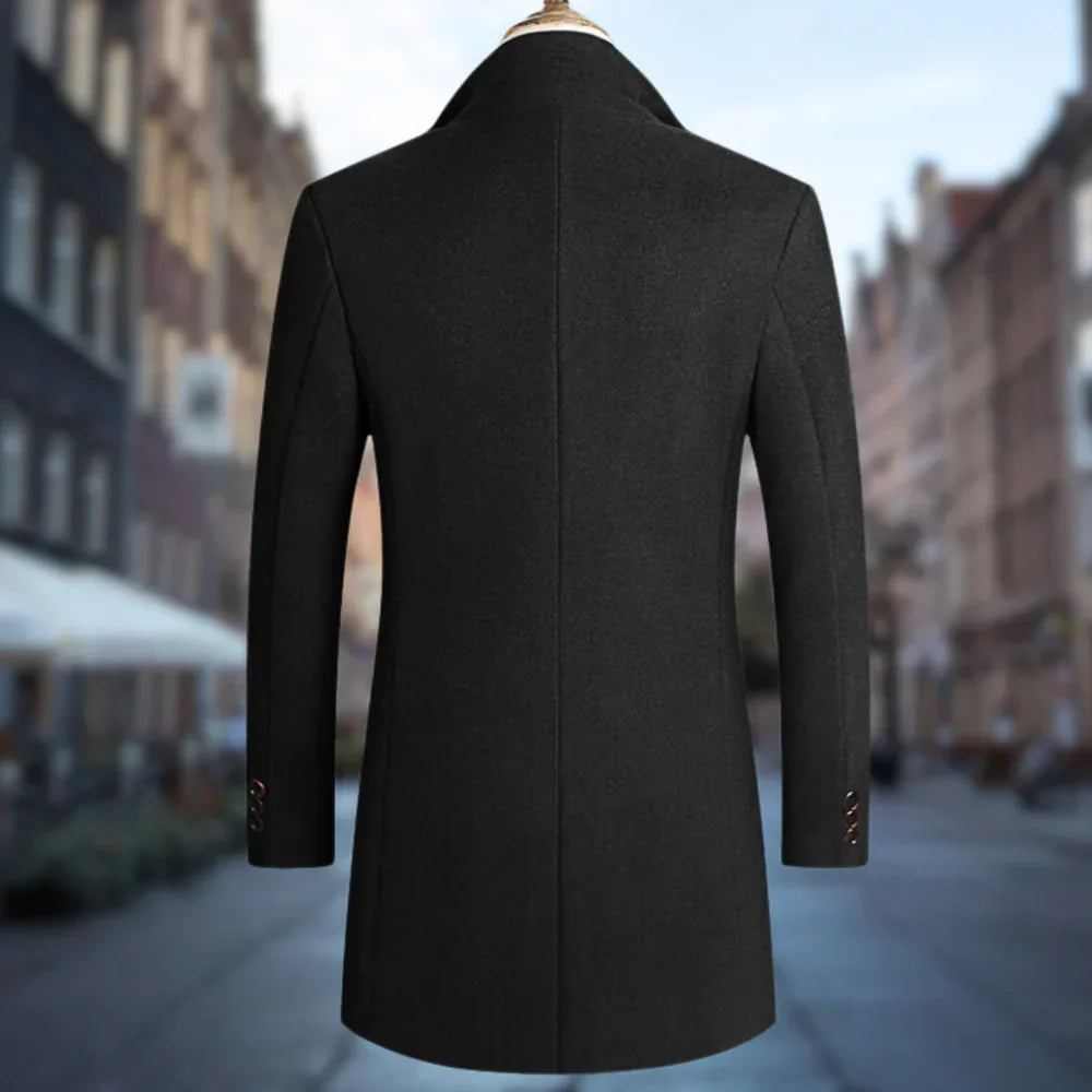 Eleganter schmal geschnittener Mantel für Männer