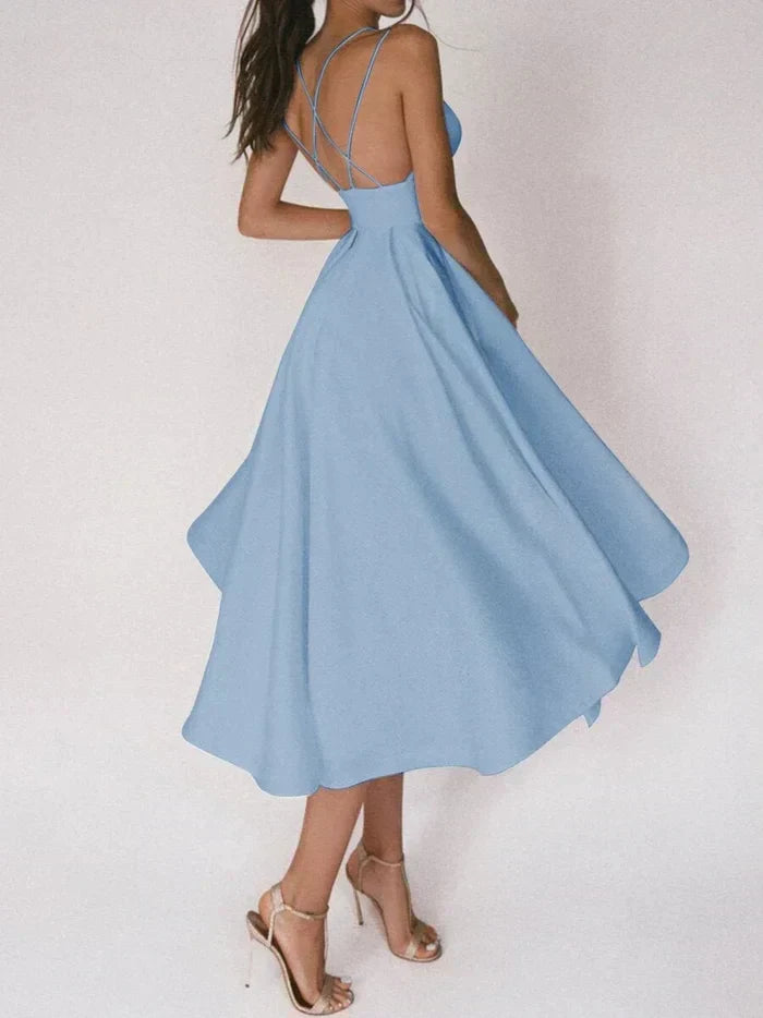 Selvian - ELEGANZ TRIFFT KOMFORT – DAS PERFEKTE KLEID MIT V-AUSSCHNITT!