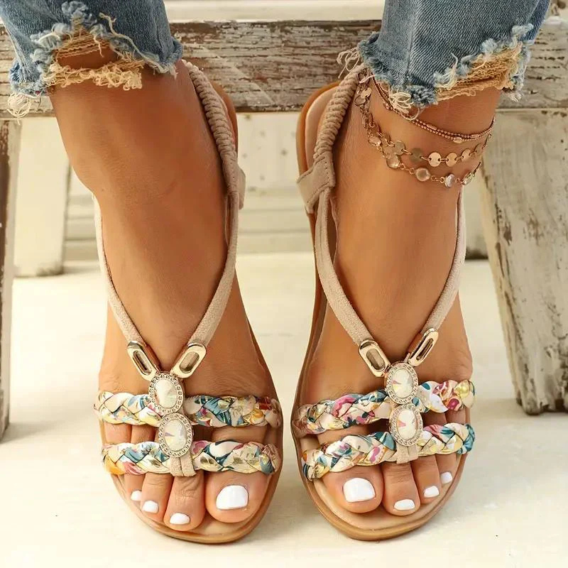 Cyral -Die Sandalen, die Stil und Komfort vereinen