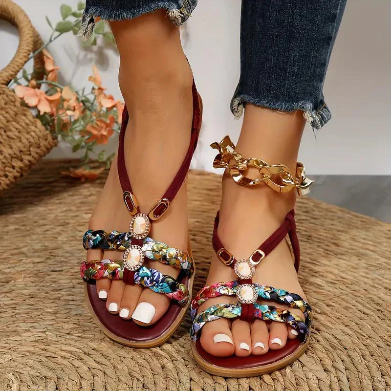 Cyral -Die Sandalen, die Stil und Komfort vereinen