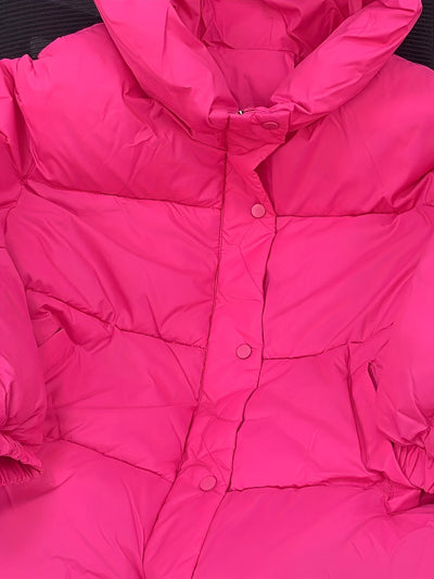Kurze elegante warme Pufferjacke mit Kapuze für Damen | Für jeden Tag