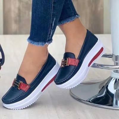 Dana – vulkanisierte Slipper aus Metall im Designer-Stil