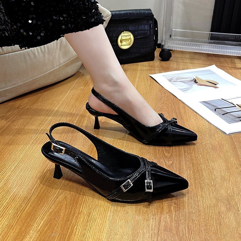 Cecilia - Damenschuhe mit eleganter Schnalle