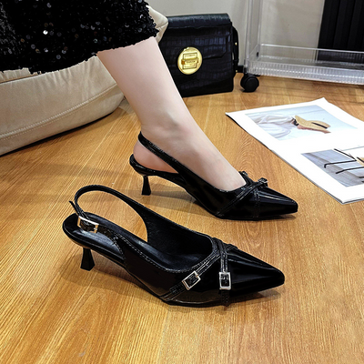 Cecilia - Damenschuhe mit eleganter Schnalle