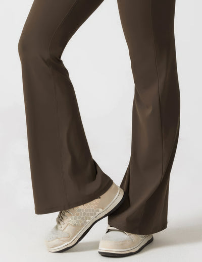 Ausgestellter Jumpsuit mit V-Rücken für Damen