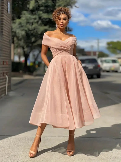 Stilvolles Trägerloses Abendkleid für festliche Anlässe im Herbst/Winter
