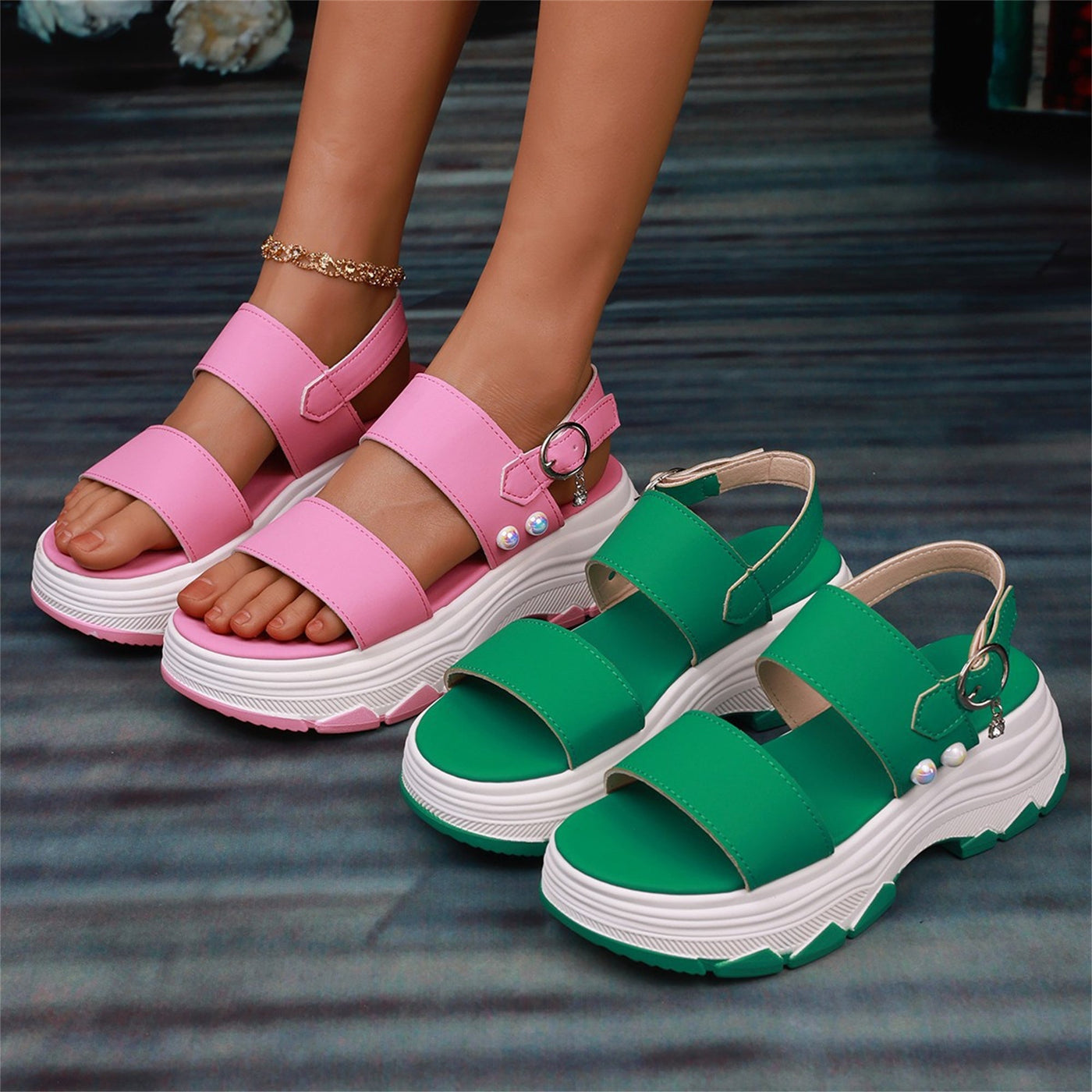 SportivaFlex™ – Komfortable Doppelriemen Sandalen für aktive Frauen
