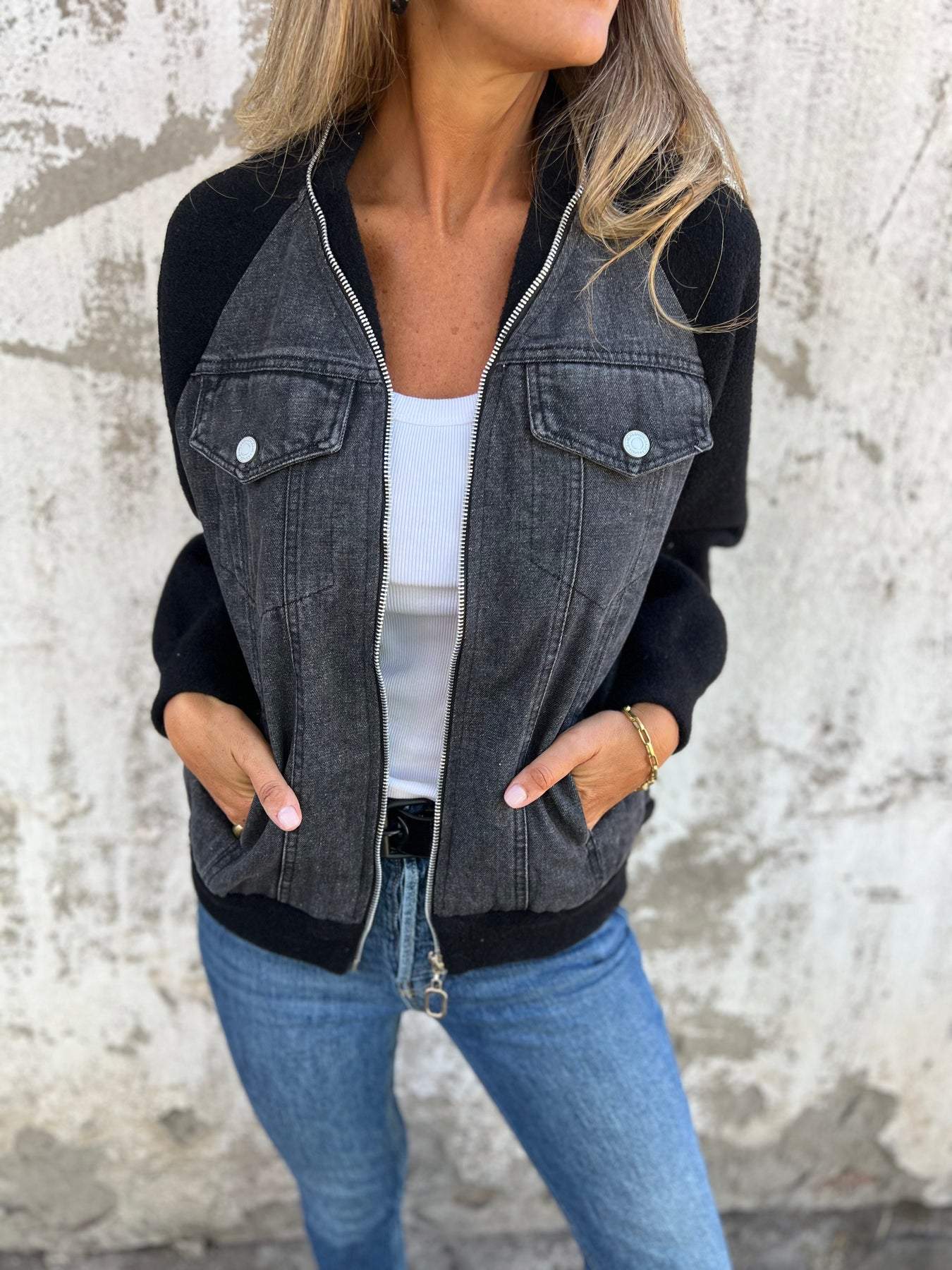 VanBruggen™ | Lässige Jacke mit Reißverschluss und V-Ausschnitt