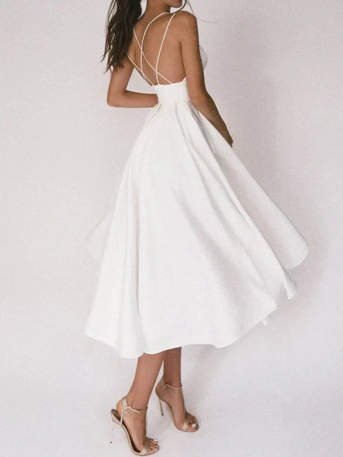 Selvian - ELEGANZ TRIFFT KOMFORT – DAS PERFEKTE KLEID MIT V-AUSSCHNITT!
