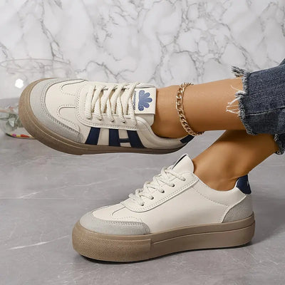 Cherise - und bequeme Sneakers
