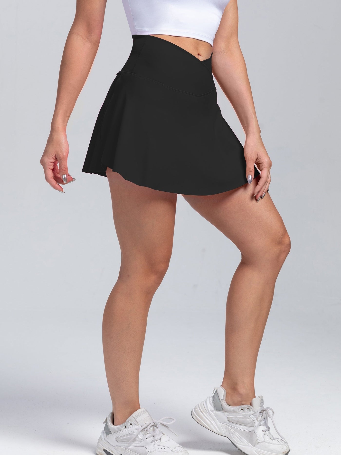 ActiveCharm™ – Eleganter Damen Sportrock mit integrierten Shorts