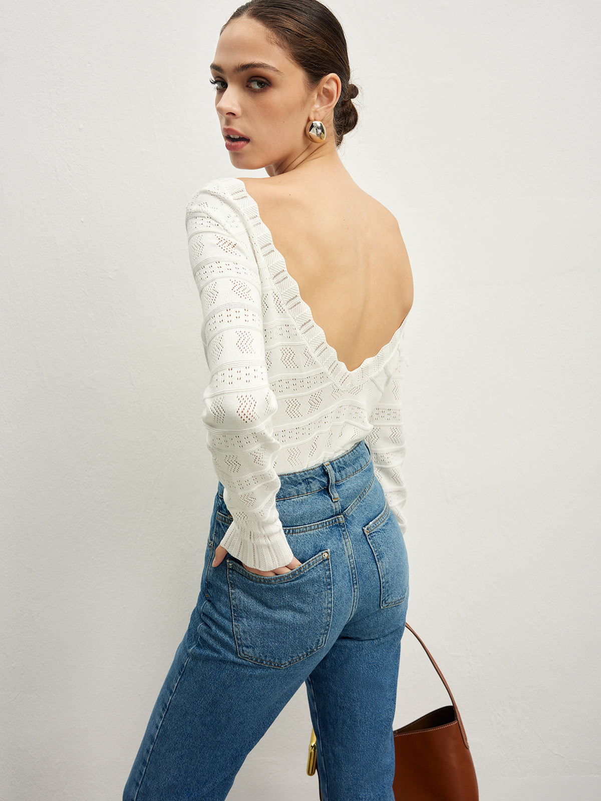 Strickpullover mit offenem Rücken | Häkelmuster | Femininer Look