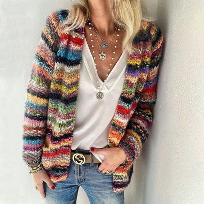 Bunte Strickjacke für Damen – Warmer, modischer Cardigan mit Streifenmuster