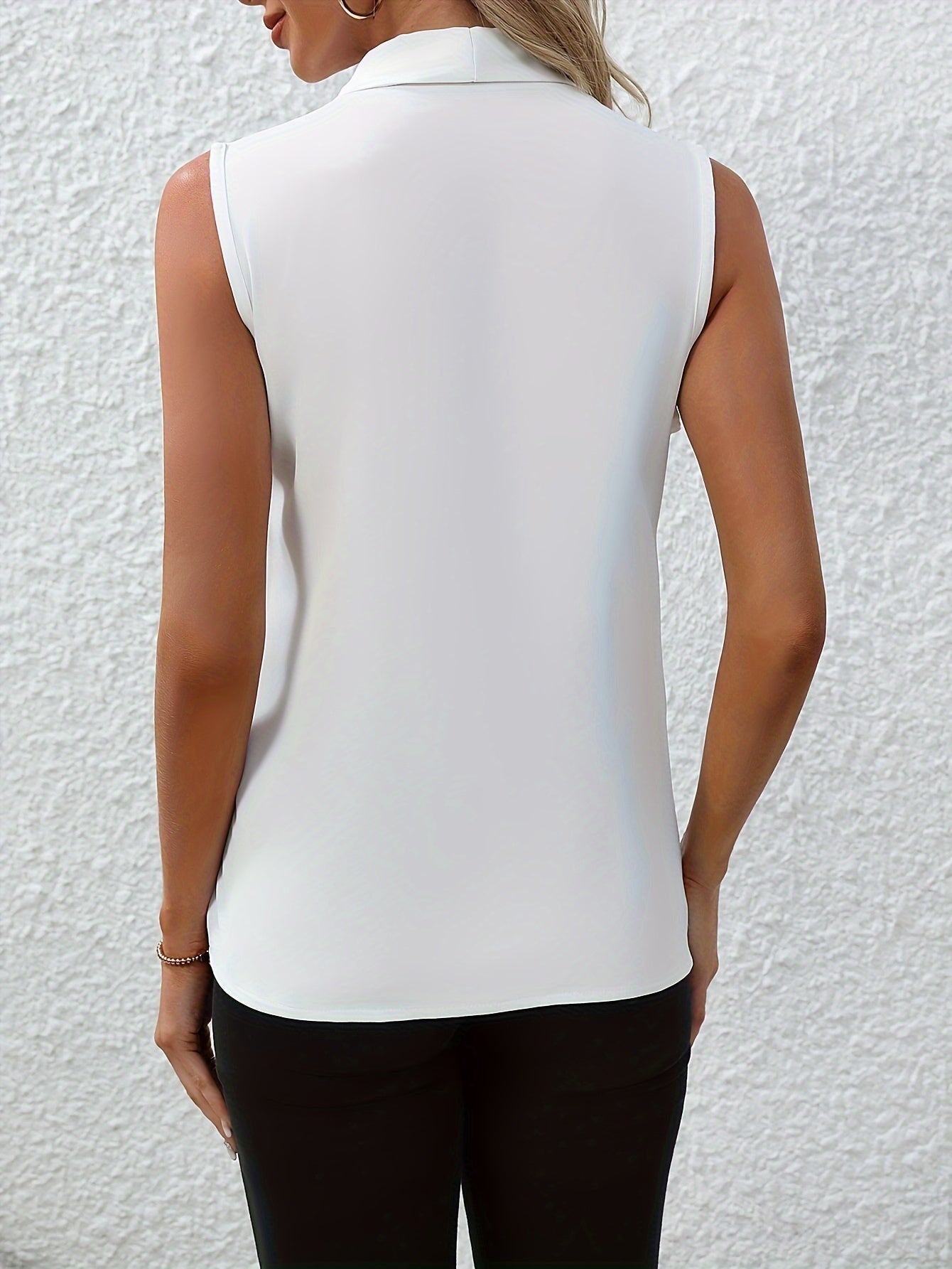 ChicAura™ – Elegante ärmellose Damen-Weste mit stilvollem V-Ausschnitt