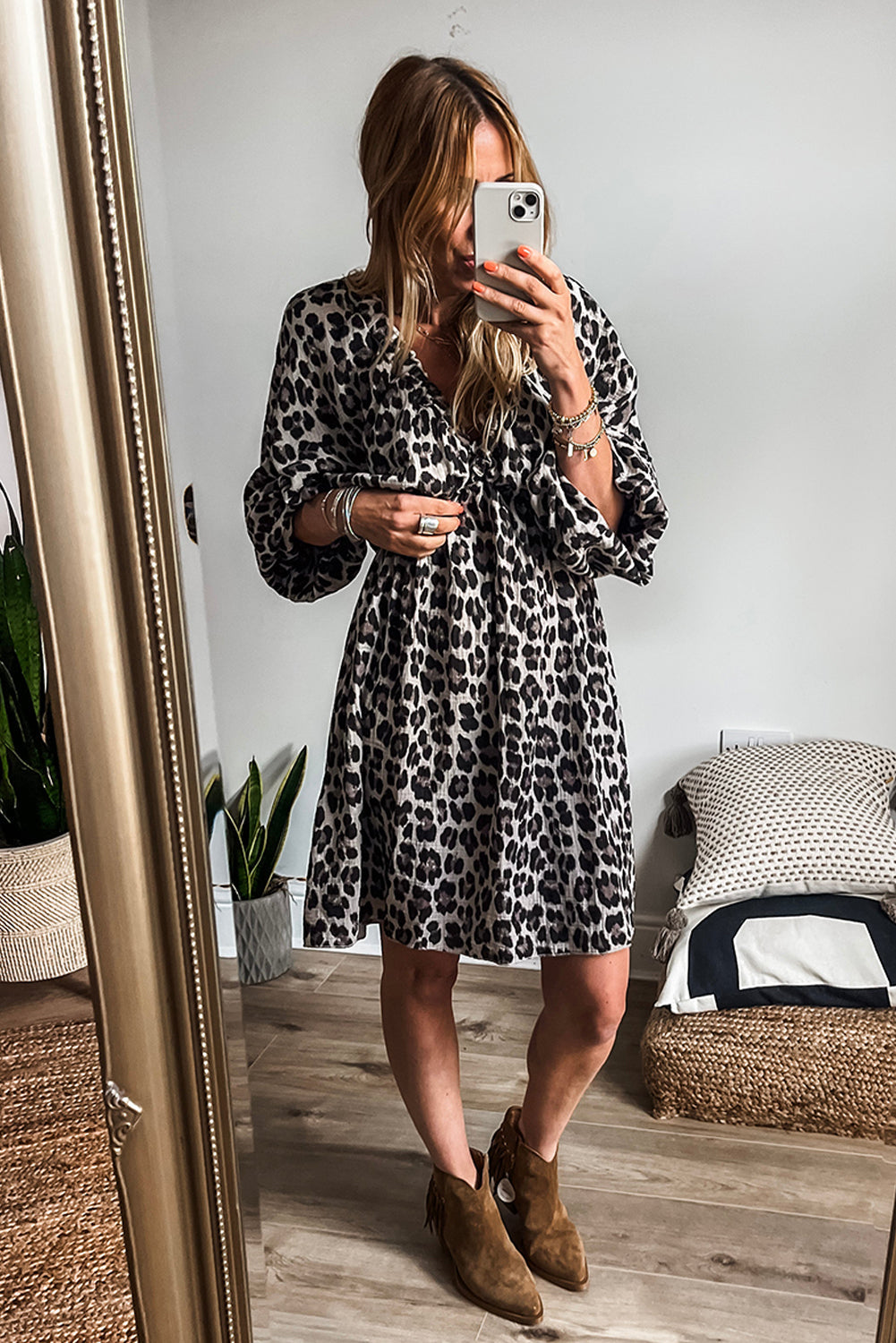Damen Kleid Leopardenmuster Hochwertiger Stoff Elegantes Design