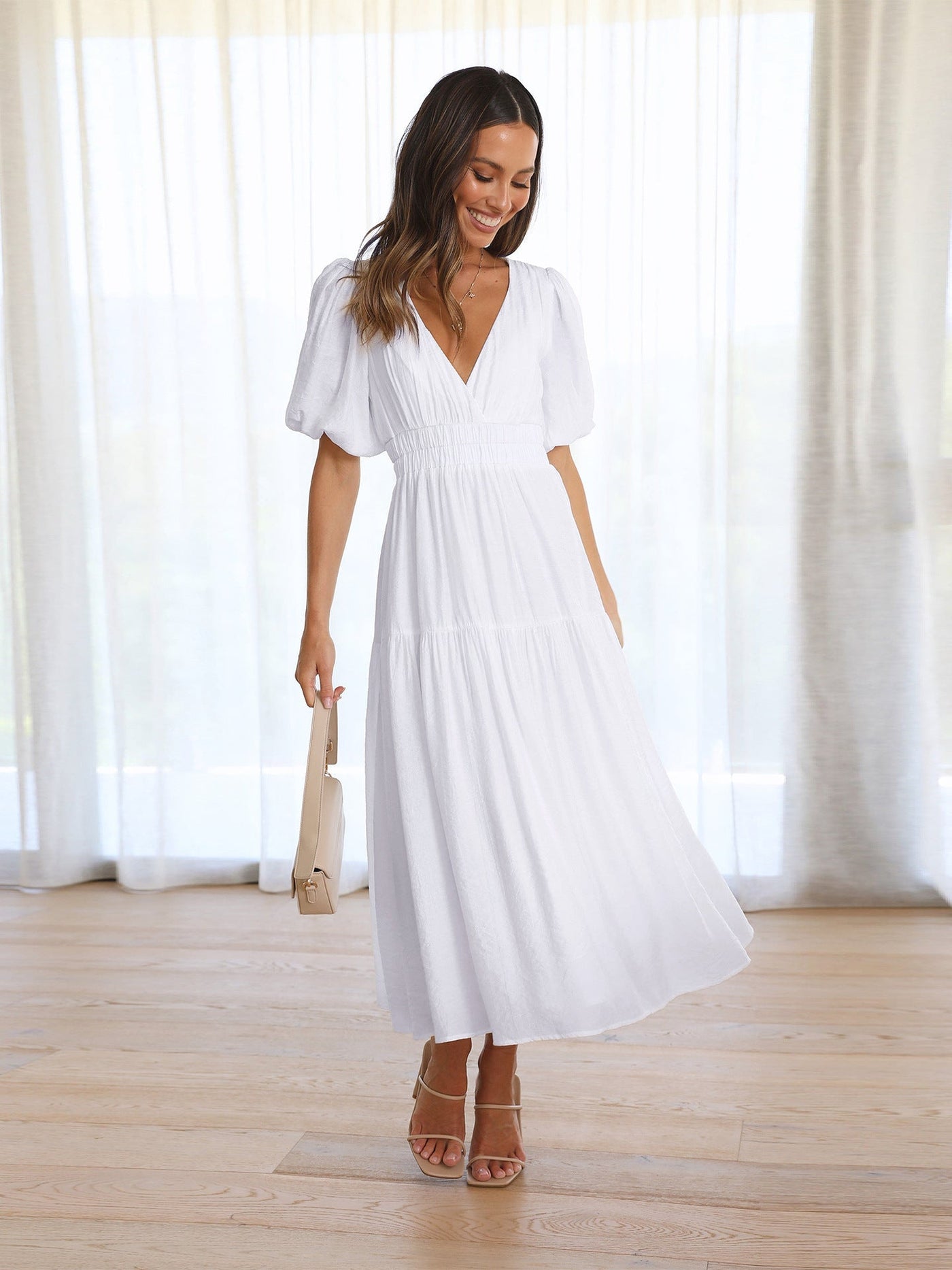 Damen Kleid mit Puffärmeln Elegantes Design Fließender Stoff