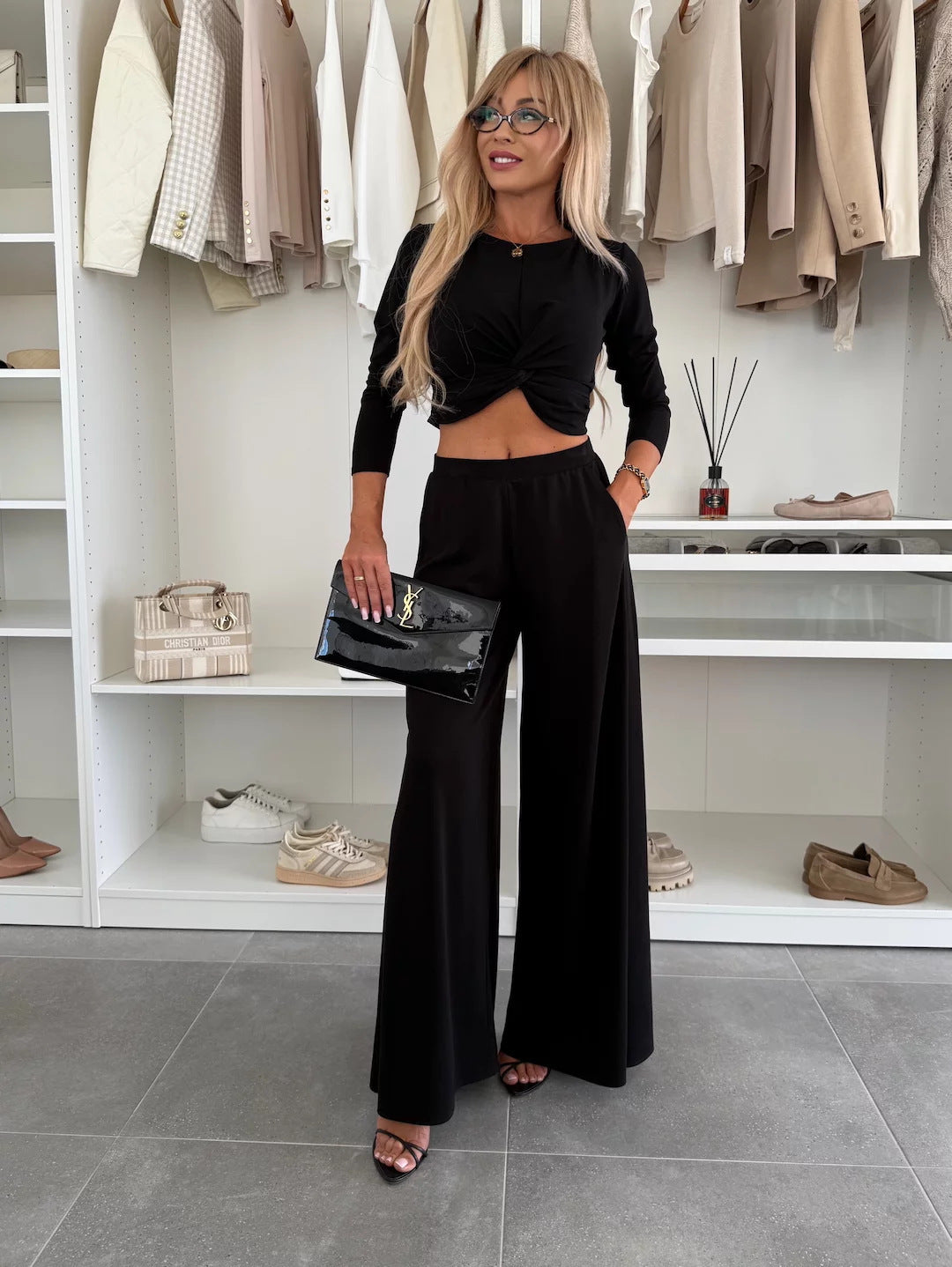 Damen Set Knoten-Oberteil und Weite Hosen aus Atmungsaktivem Material