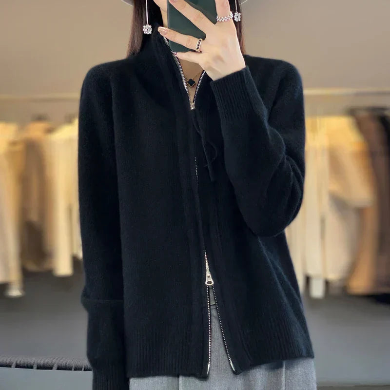 Strickjacke mit Doppelreißverschluss | Minimalistischer Stil & Elegante Details