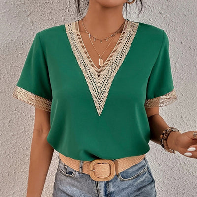 Bluse mit V-Ausschnitt | Zarte Spitzendetails | Kurzarm-Design