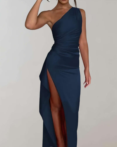 Harper -  Langes einschultriges plissiertes kleid