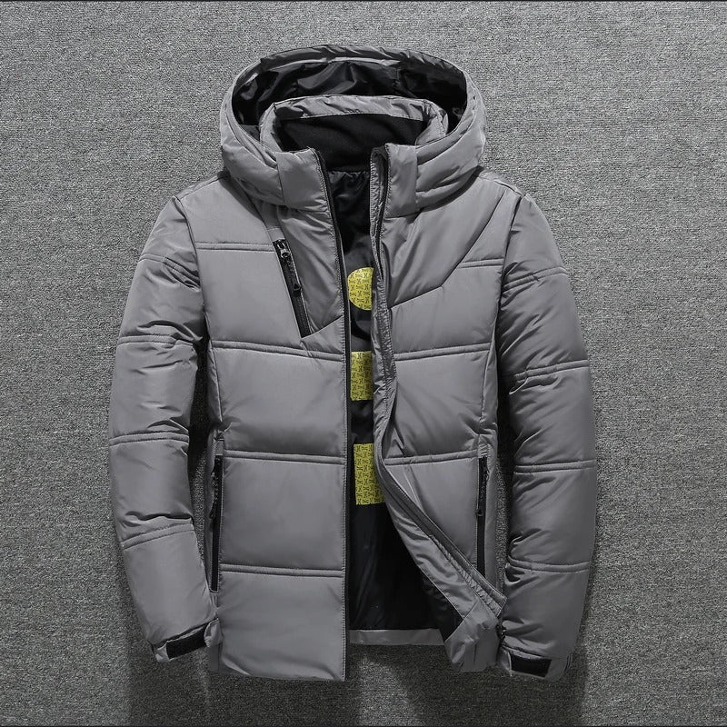 Warme Herren-Winterjacke mit Daunenfüllung