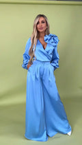 Blau