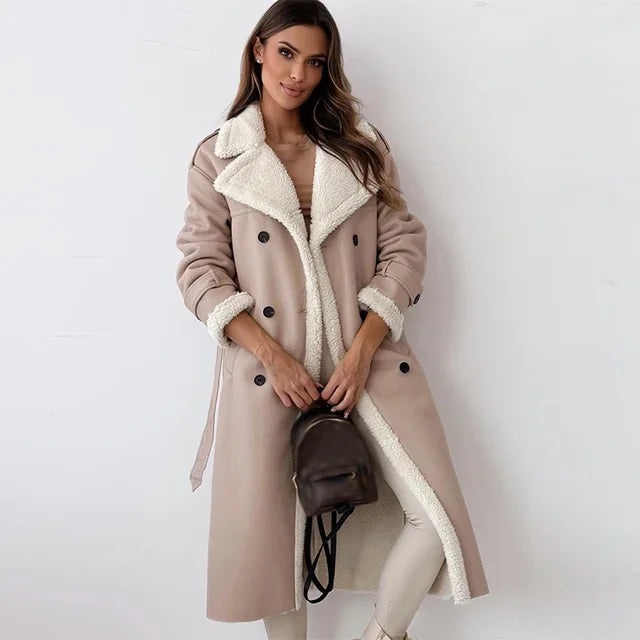 Damen Langer Daunenmantel mit Knopfleiste | Warm und Elegant