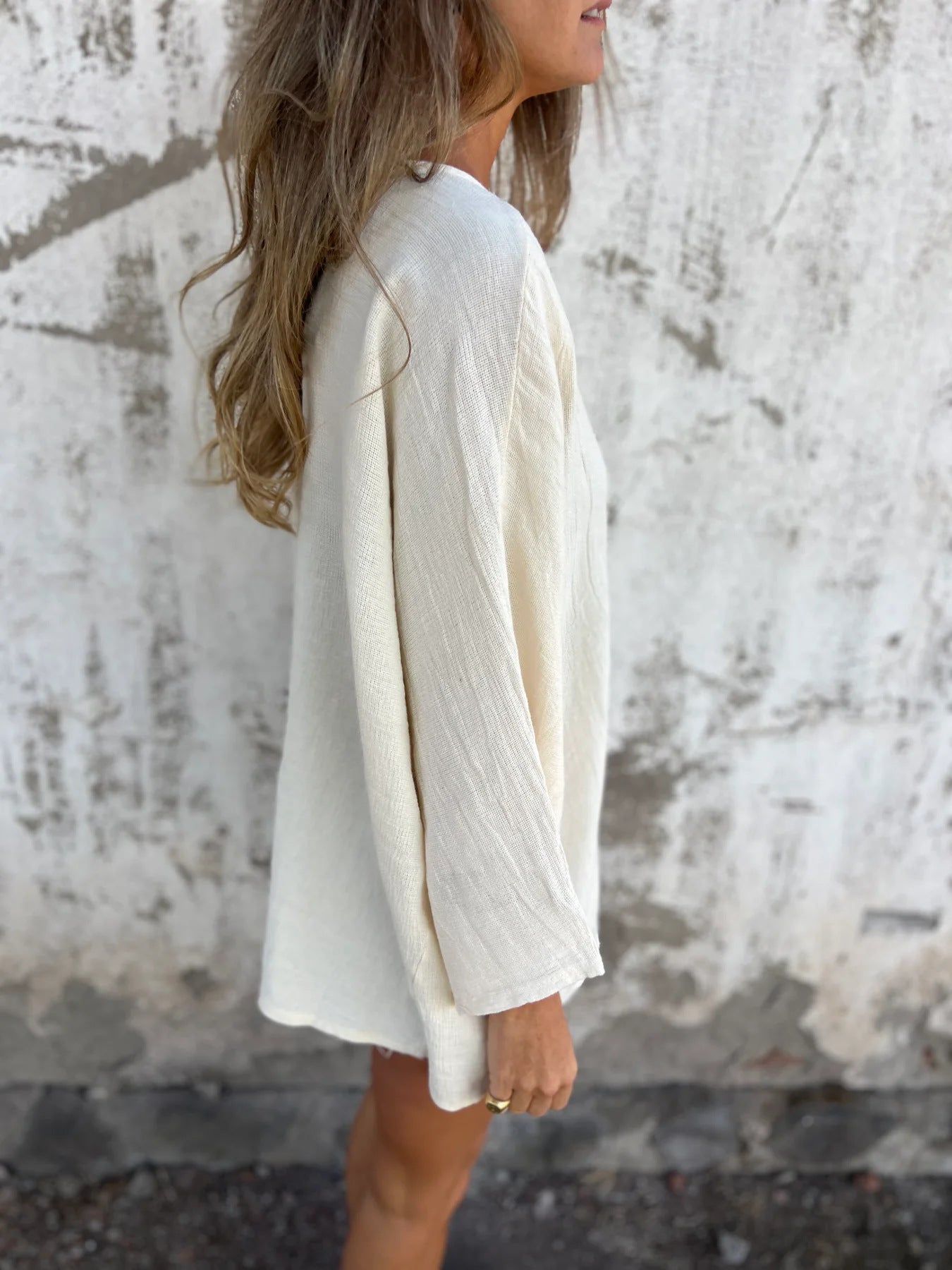 Bluse mit Knopfdetail | Lockerer Schnitt | Luftige Struktur