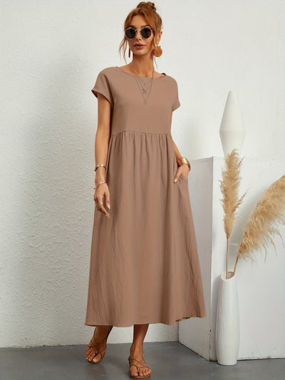 Damenkleid mit Rundhalsausschnitt