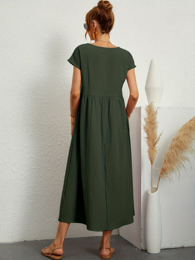 Damenkleid mit Rundhalsausschnitt