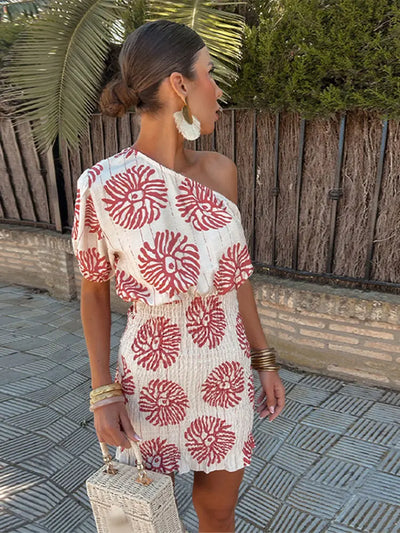 Kaïro - Sommer-Chic mit Statement-Charakter.